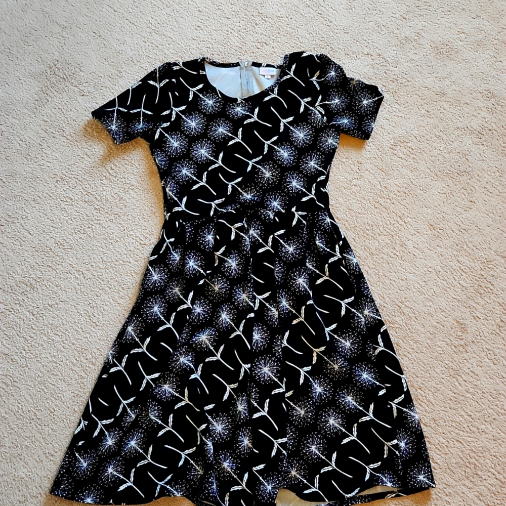 Lularoe Amelia Large black